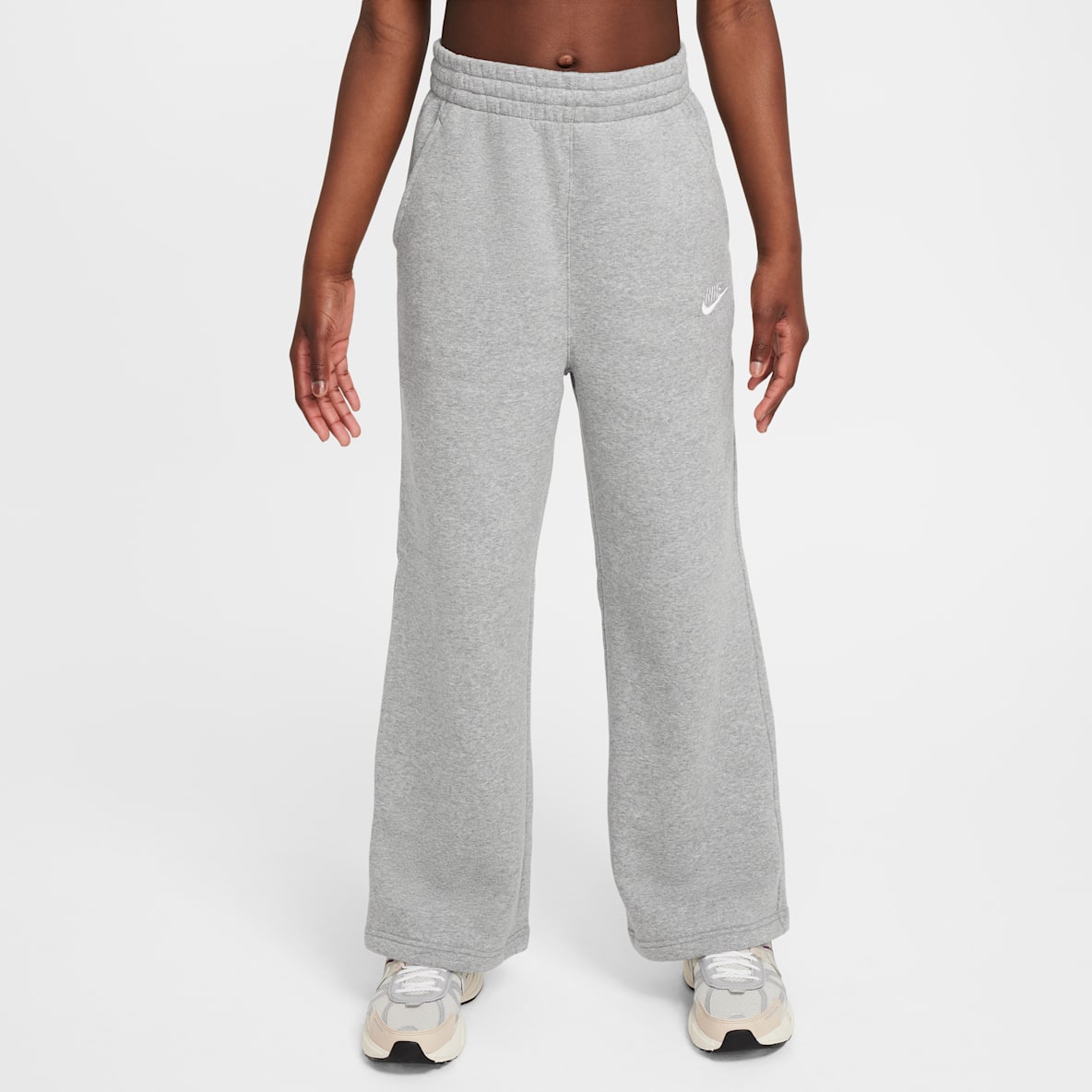 Nike Sportswear Club Fleece Nike Sportswear Club Fleece Broek met wijde pijpen voor meisjes
