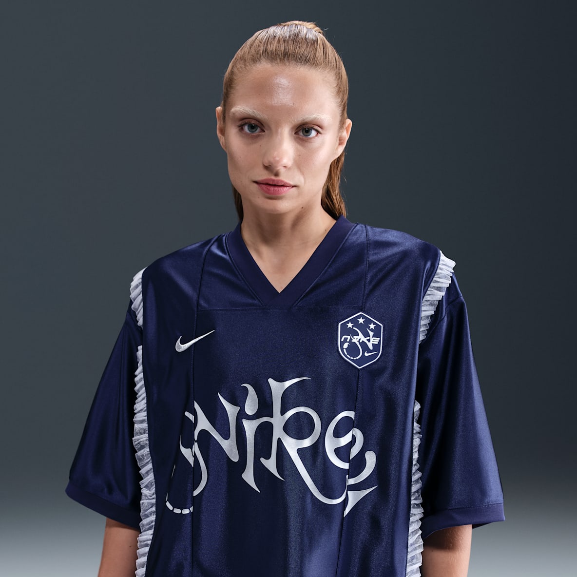 Nike Sportswear Women's Short-Sleeve Graphic Jersey Top