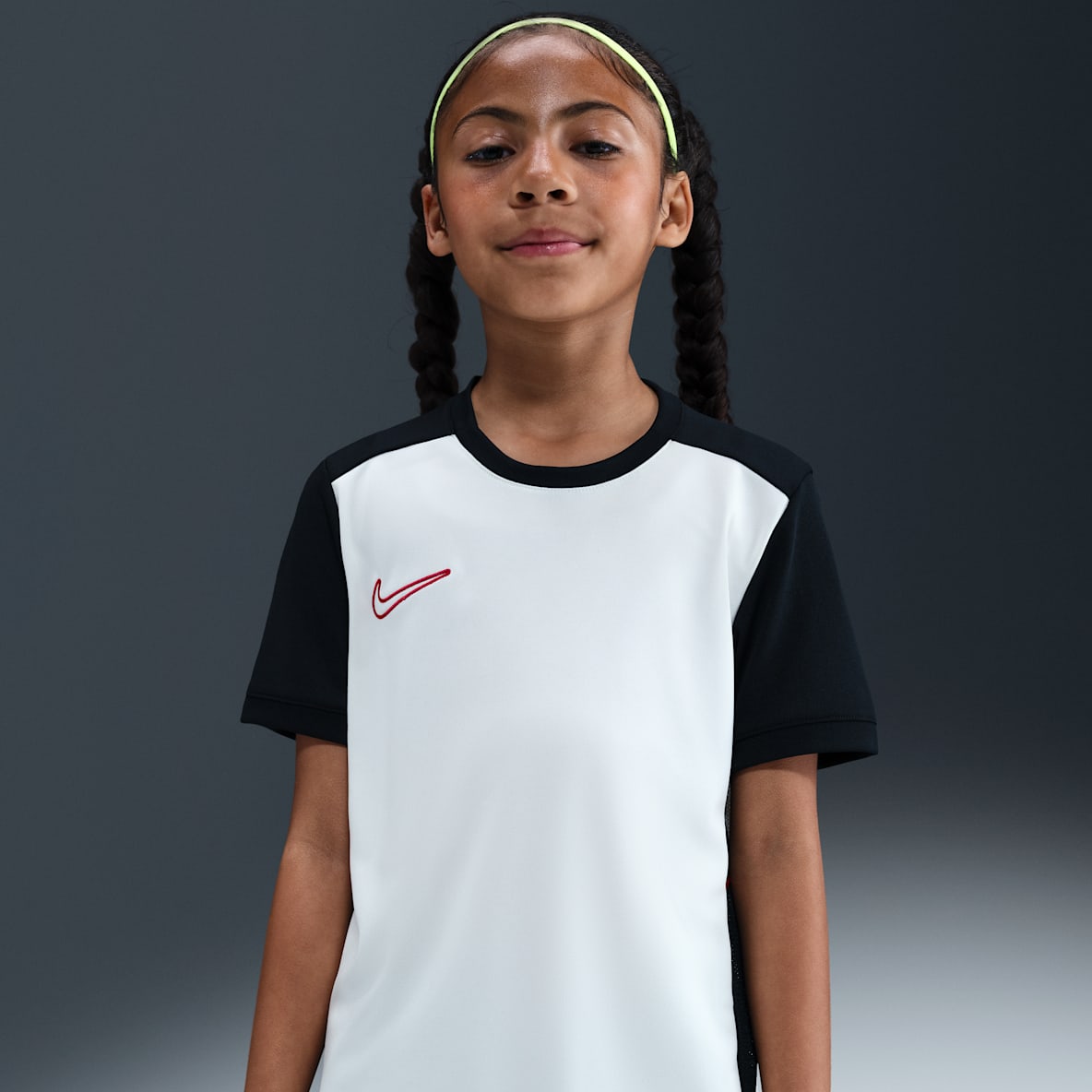 Nike Academy Nike Academy Older Kids' Dri-FIT Football Top