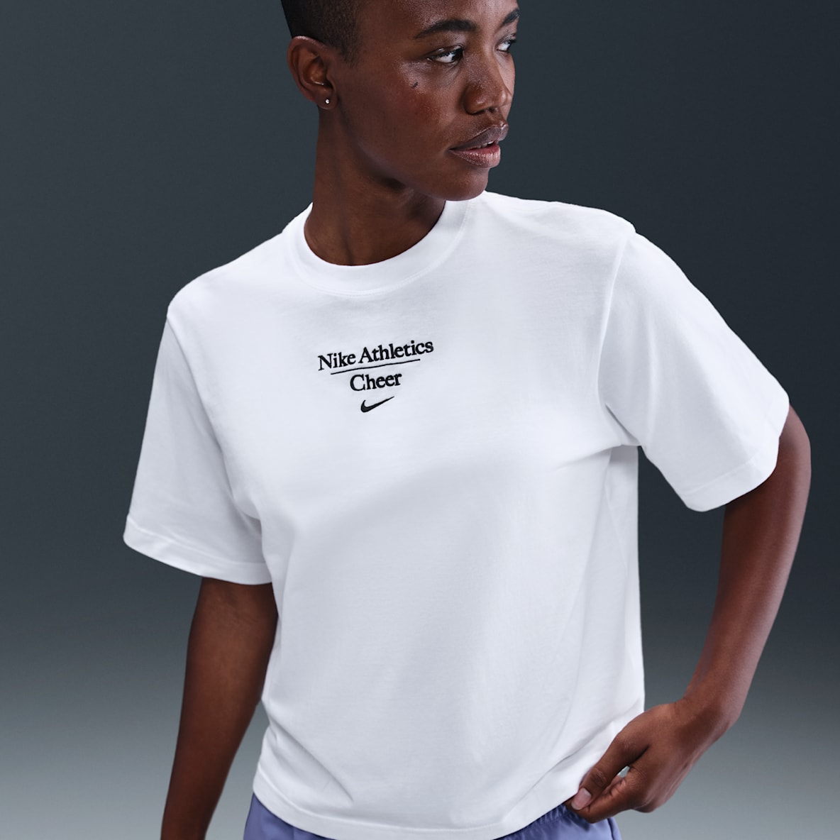 Nike Cheer Nike Cheer Playera de corte cuadrado para mujer