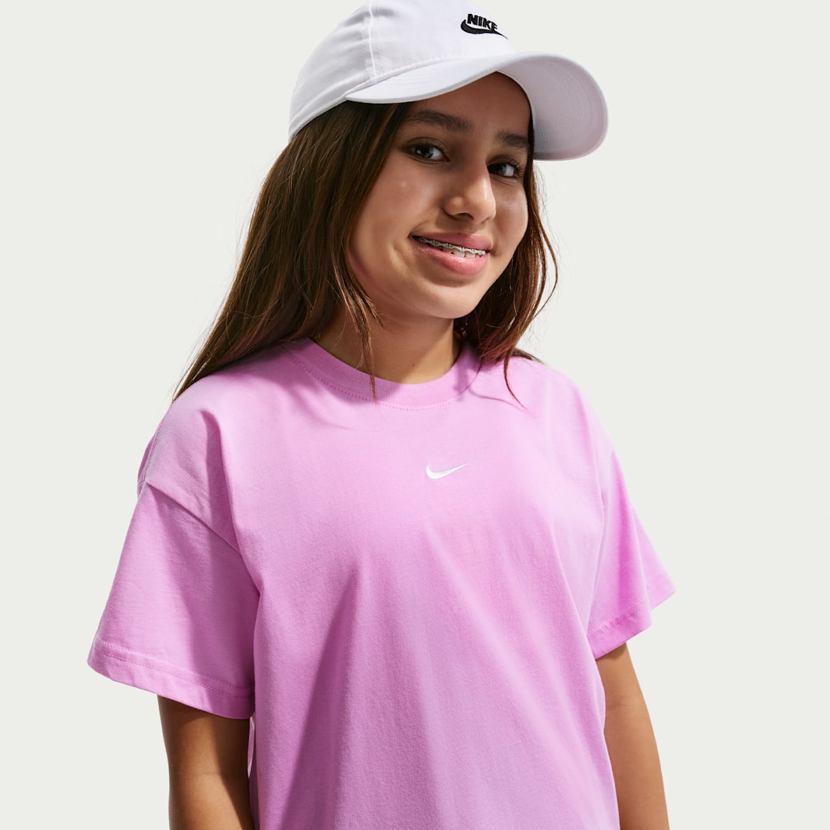 Nike Sportswear Essential T-Shirt für ältere Kinder (Mädchen)