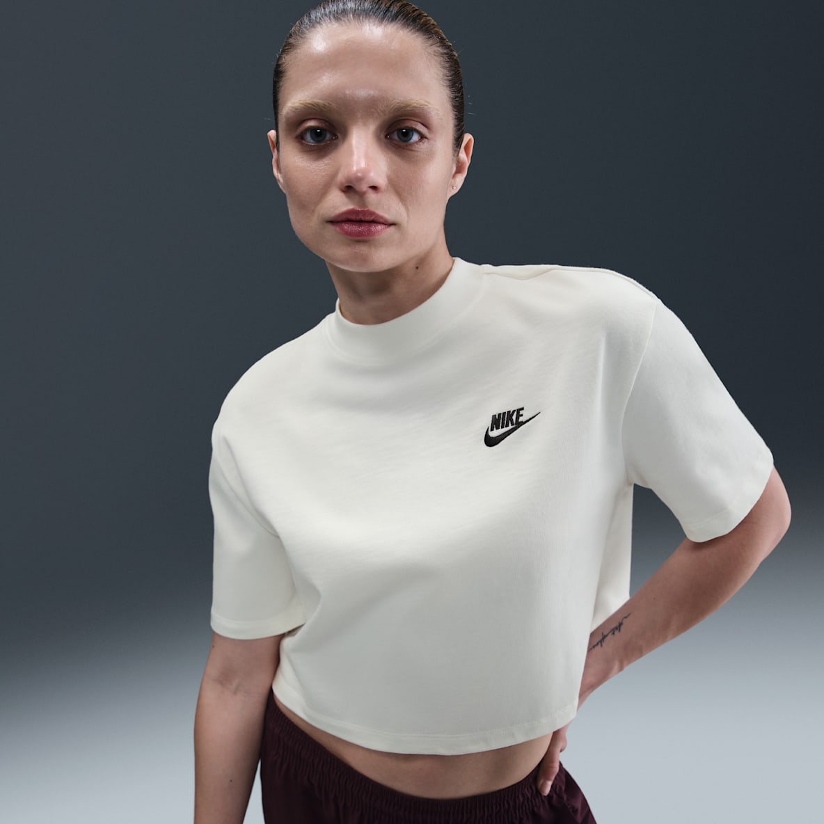 Nike Sportswear Nike Sportswear Women's Short-Sleeve Jersey Top