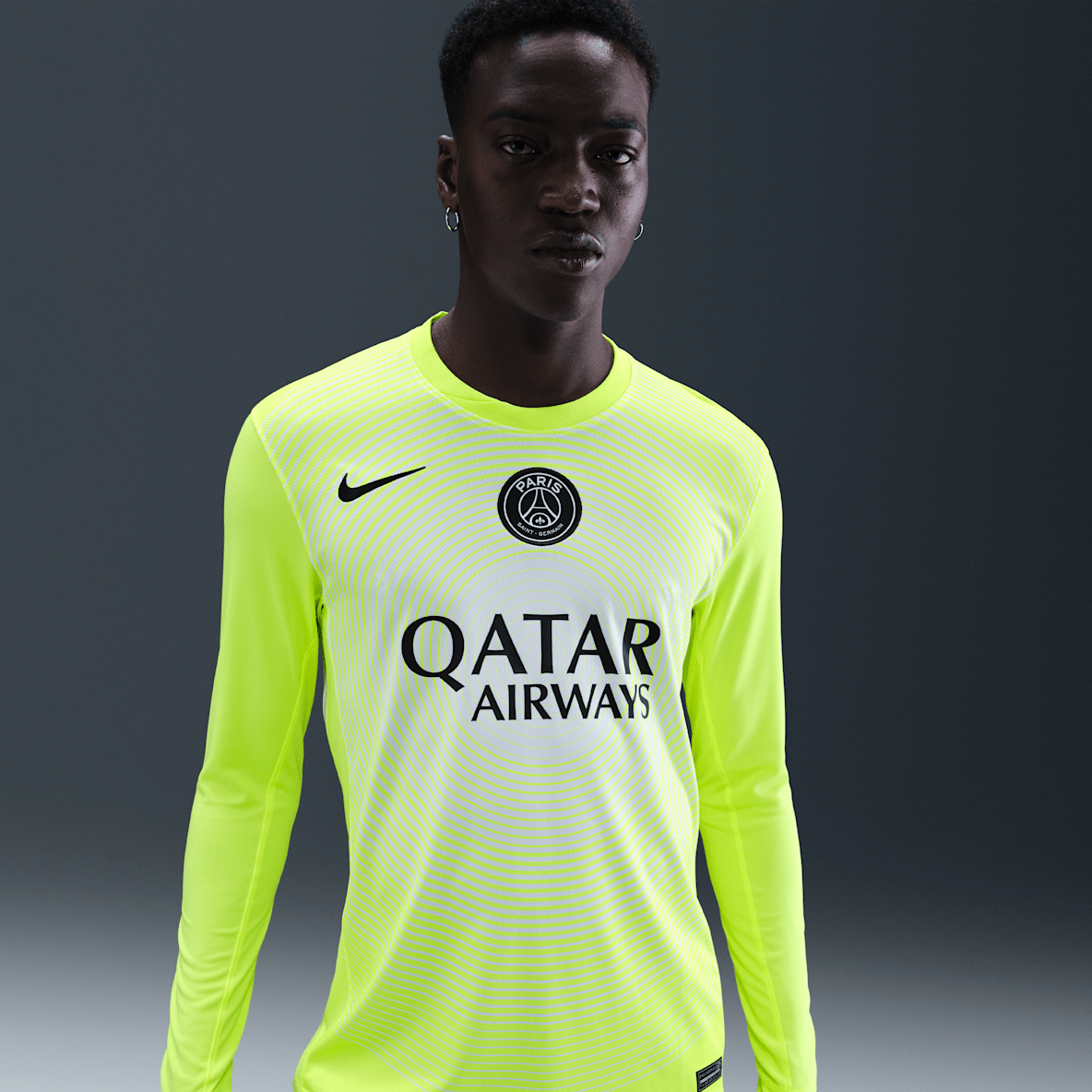 Paris Saint-Germain 2025/26 Stadium Goalkeeper Third Paris Saint-Germain 2025/26 Stadium Goalkeeper Third Men's Nike Dri-FIT Football Replica Shirt