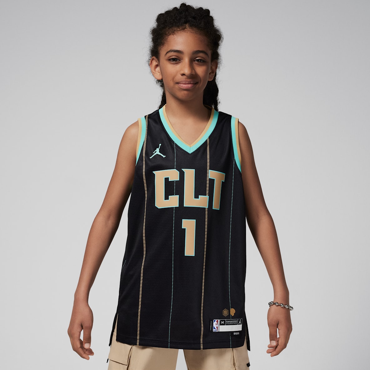 LaMelo Ball Charlotte Hornets 2022/23 City Edition LaMelo Ball Charlotte Hornets 2022/23 City Edition Jordan Dri-FIT NBA Swingman Jersey för ungdom (killar)