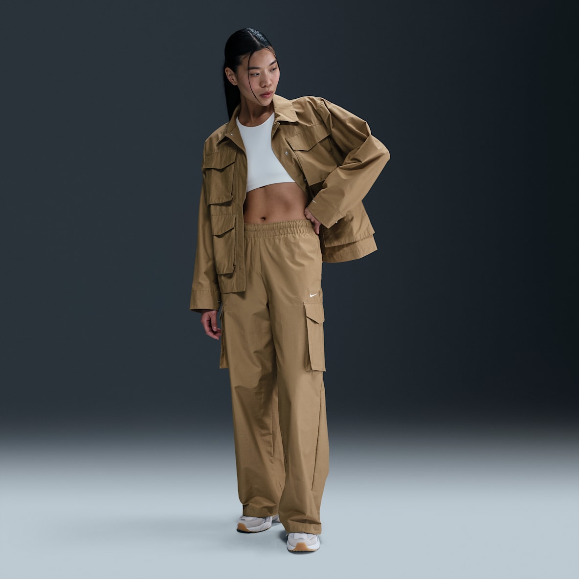 Nike Sportswear Everything Wovens Nike Sportswear Everything Wovens Women's Mid-Rise Cargo Pants