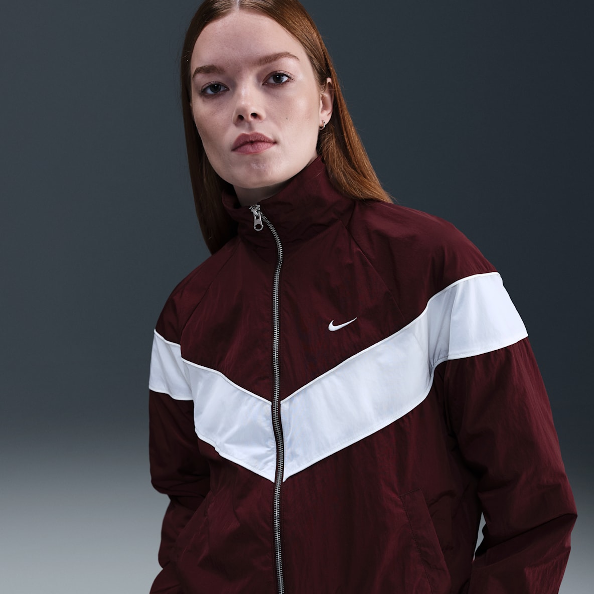 Nike Windrunner Nike Windrunner Women's Loose UV Woven Full-Zip Jacket