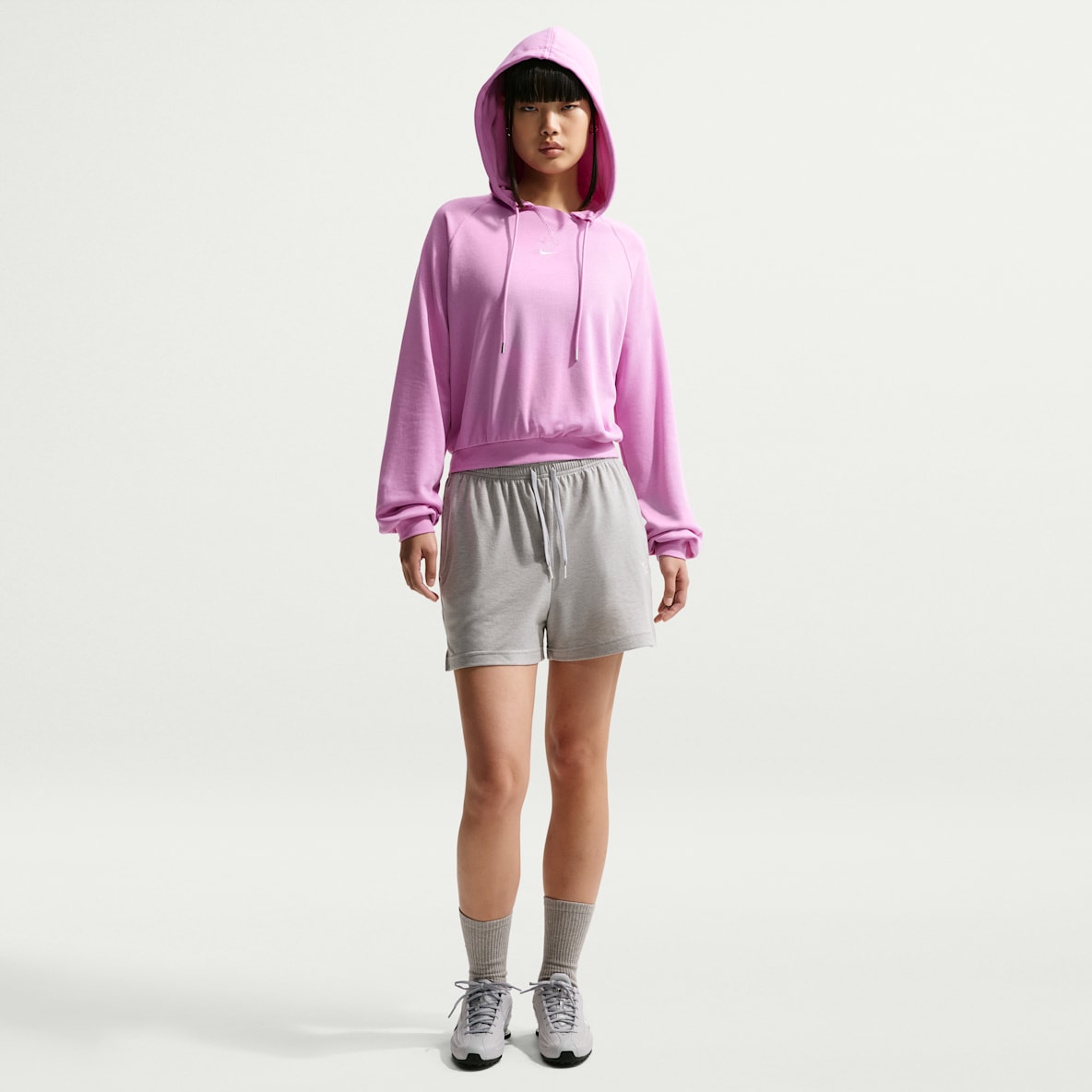 Nike Sportswear Chill Knit Nike Sportswear Chill Knit Women's High-Waisted Lightweight Shorts