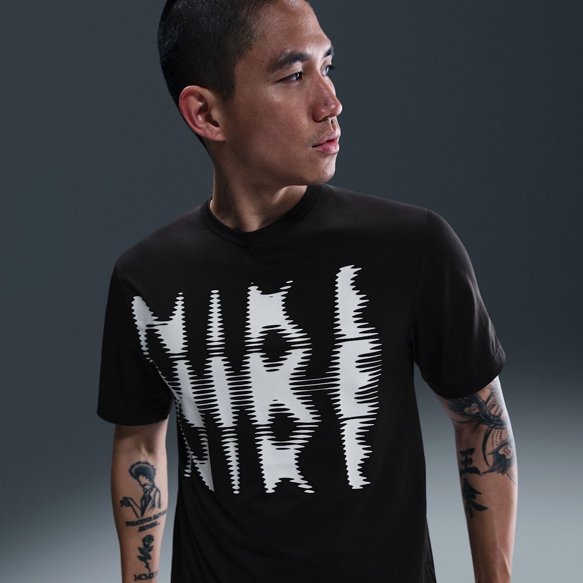Nike Hyverse Nike Hyverse เสื้อฟิตเนสแขนสั้นผู้ชาย Dri-FIT UV