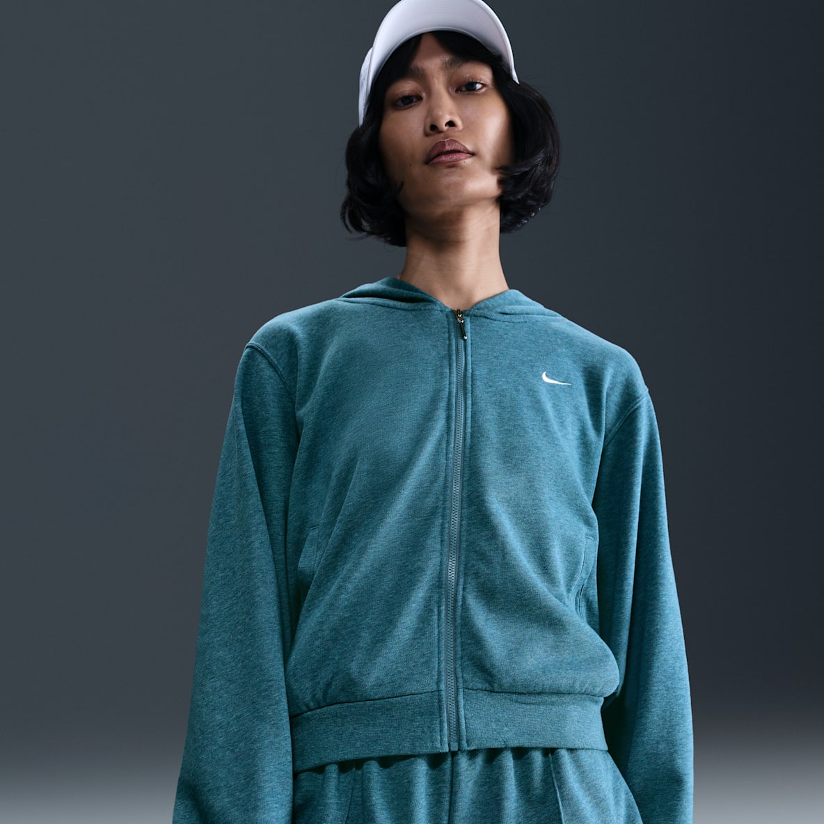Nike Sportswear Chill Terry Nike Sportswear Chill Terry Women's Loose Full-Zip French Terry Hoodie