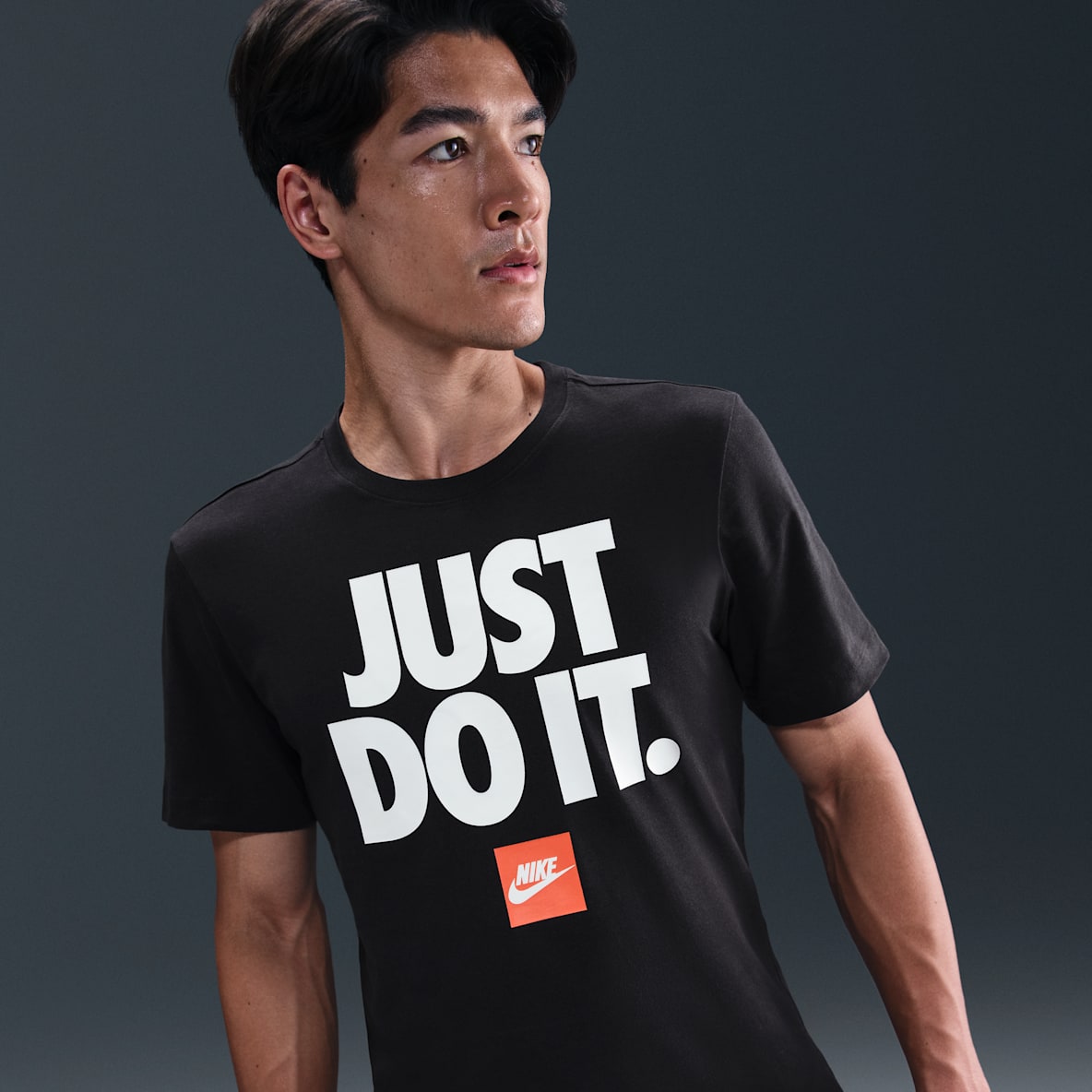 ナイキ スポーツウェア メンズ Tシャツ