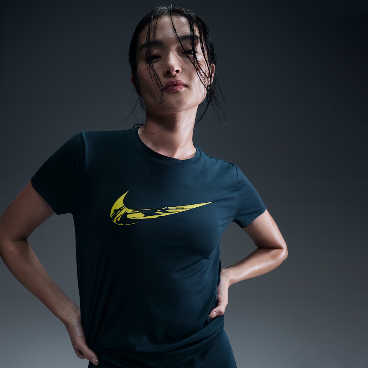 Nike One Nike One Women's Dri-FIT Short-Sleeve Graphic Running Top