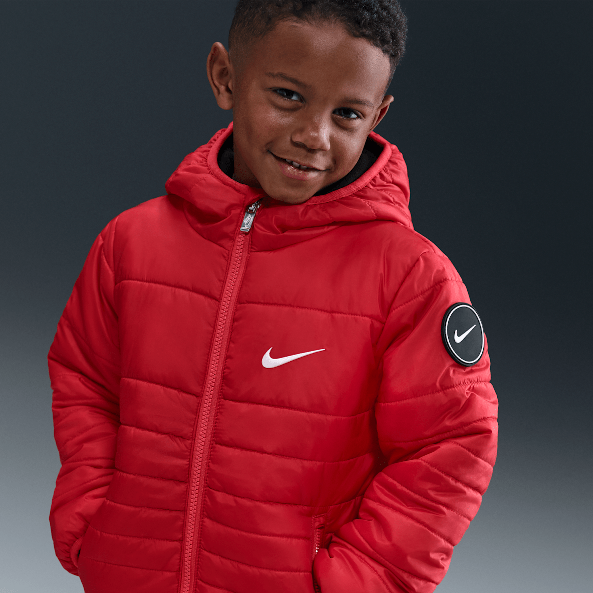Nike Midweight Fill Jacket Nike Midweight Fill Jacket Chamarra para niños talla pequeña