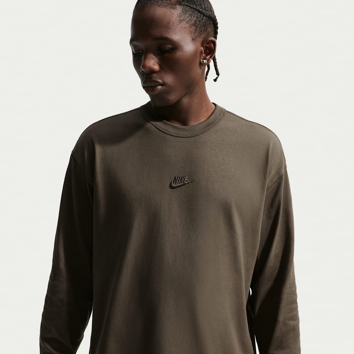Nike Sportswear Premium Essentials Men's Long-Sleeve T-Shirt
