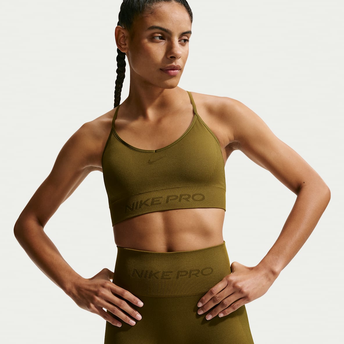 Nike Pro Seamless Vadderad sport-BH med lätt stöd för kvinnor