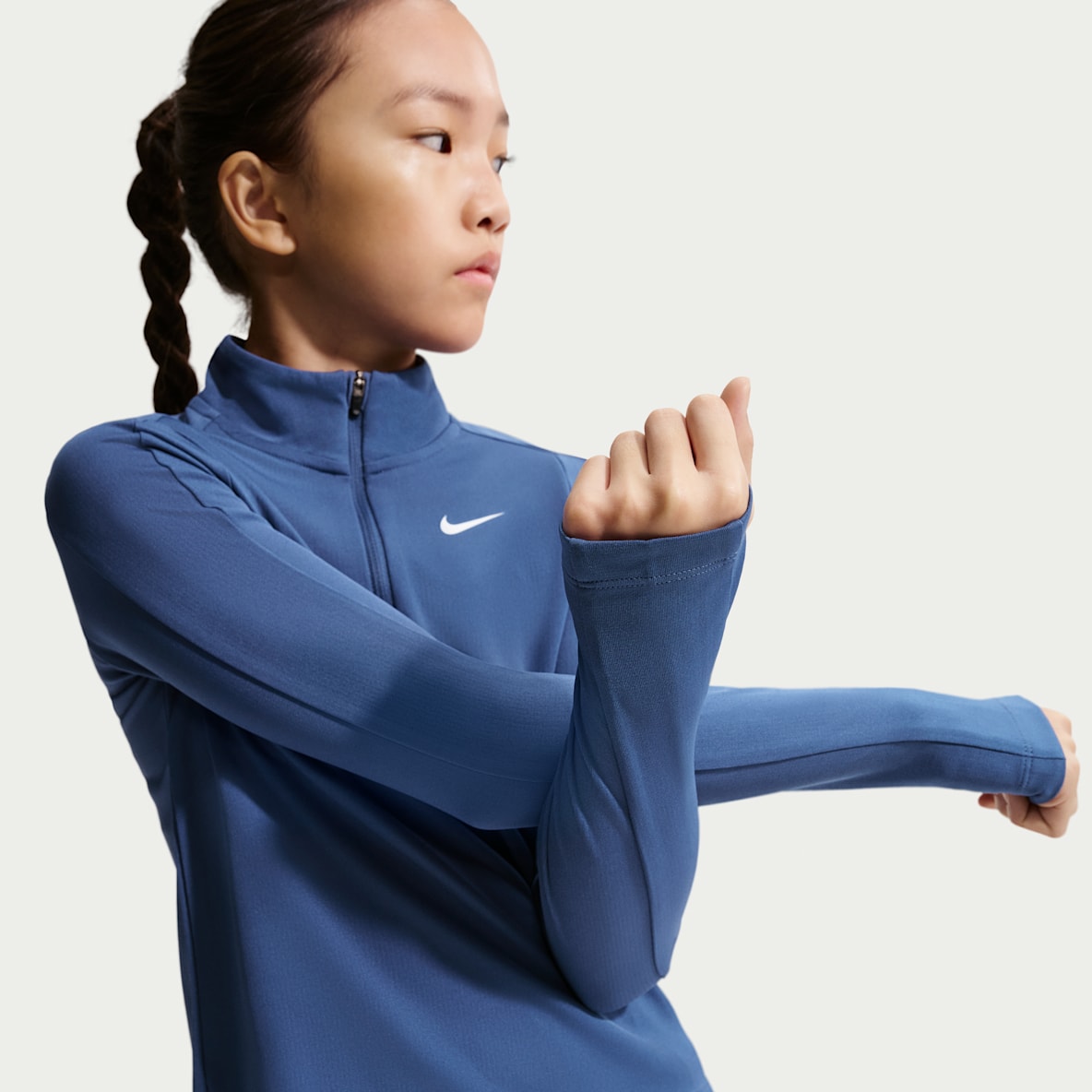 Nike Dri-FIT Uzun Kollu Çeyrek Fermuarlı Kız Çocuk Üstü