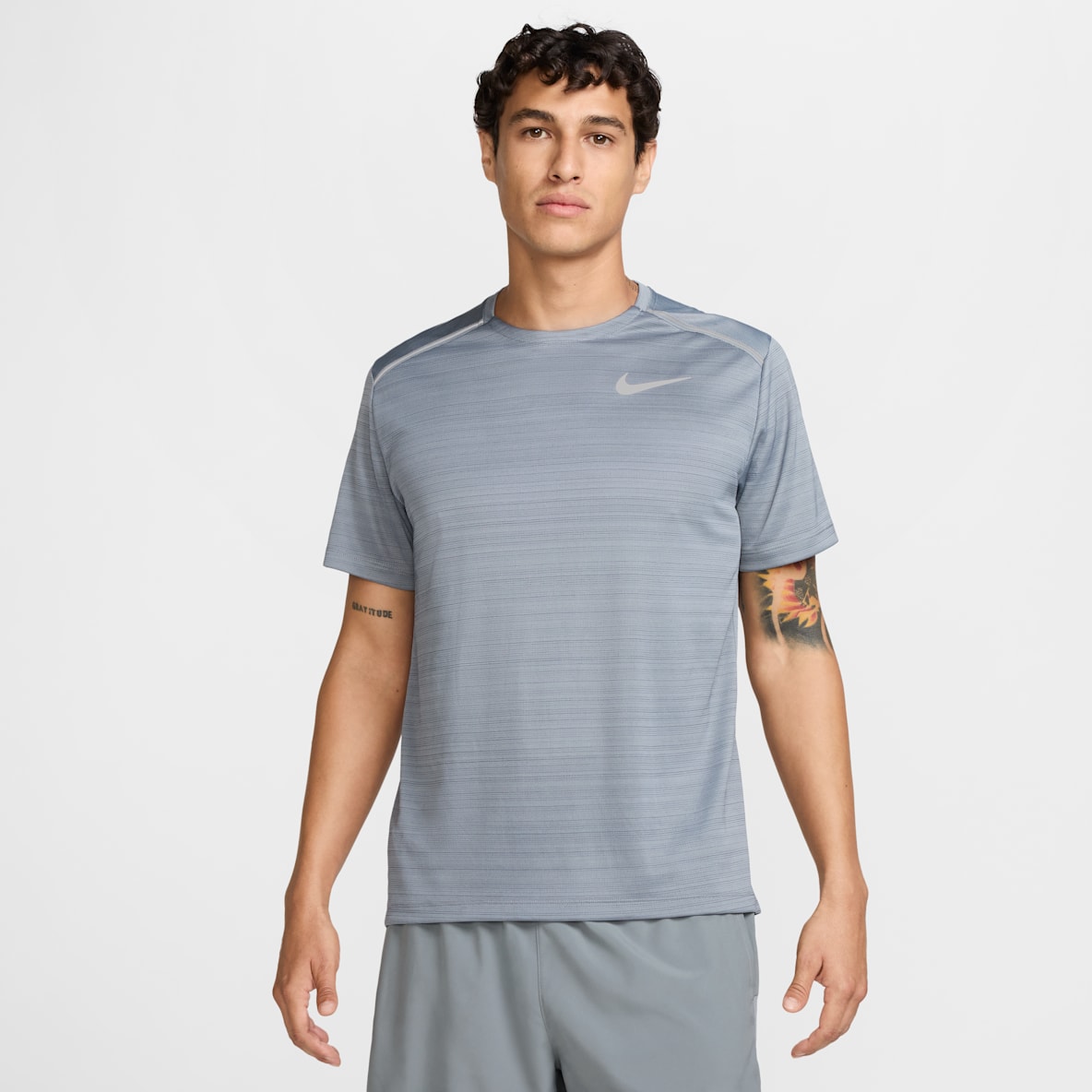 Nike Miler Nike Miler Kortærmet løbeoverdel til mænd