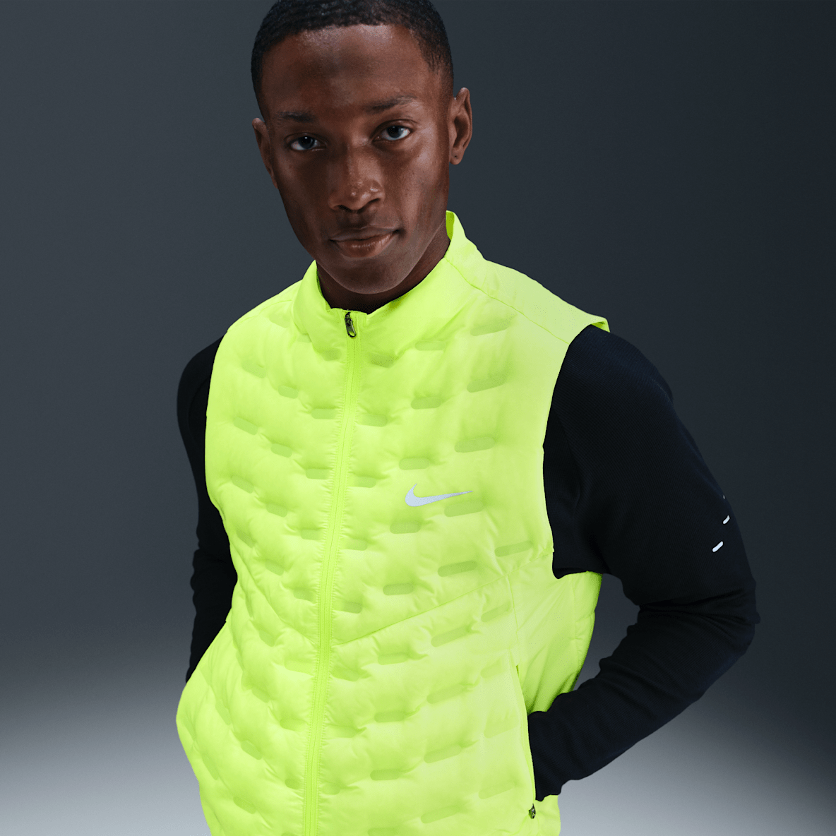 Nike Therma-FIT ADV Repel AeroLoft Nike Therma-FIT ADV Repel AeroLoft Men's Down Running Gilet