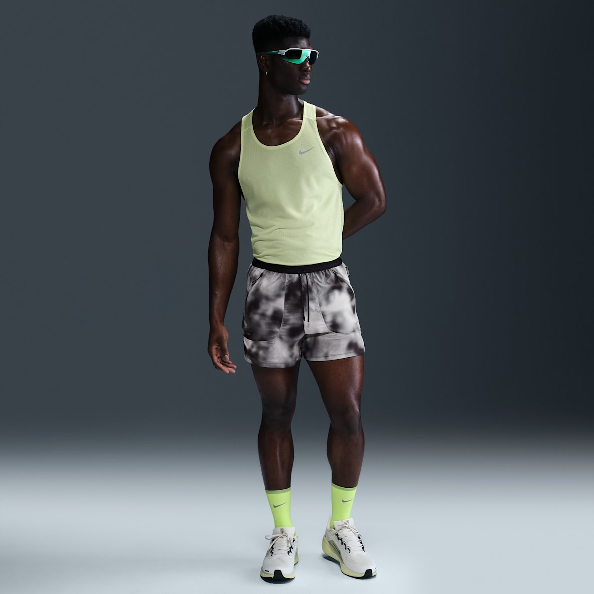 Nike Running Division Breathe Nike Running Division Breathe Men's Dri-FIT ADV 4" Brief-Lined Running Shorts