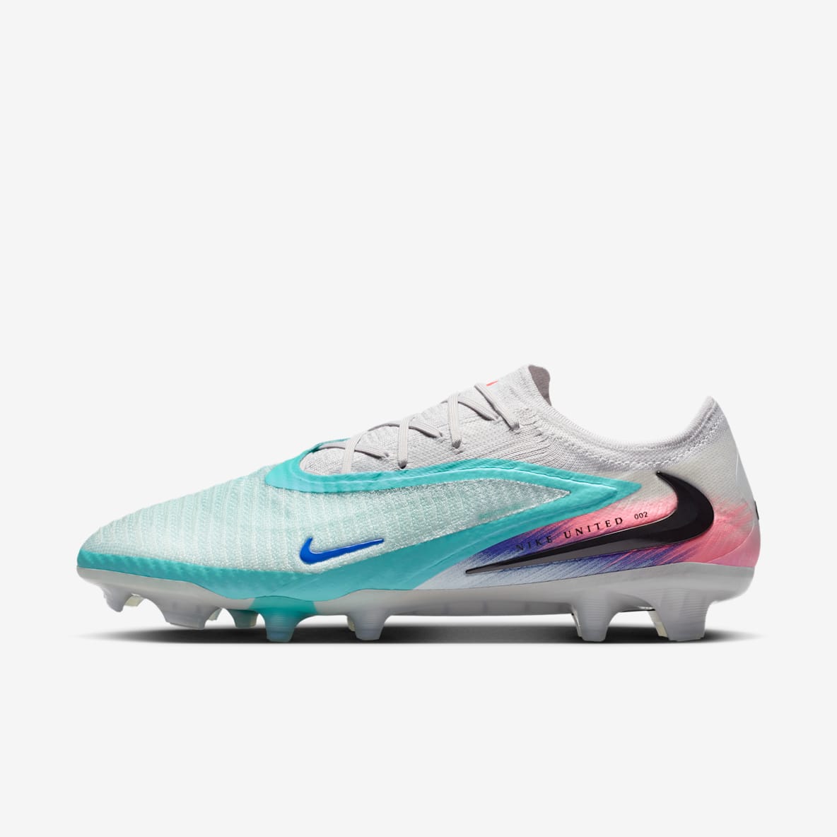 Nike United Phantom 6 Low Elite Nike United Phantom 6 Low Elite Firm-Ground Football Boot