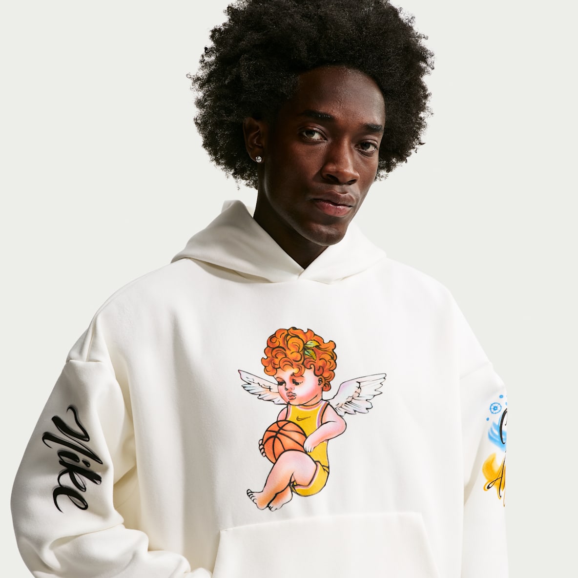 Nike Standard Issue Men's Therma-FIT Pullover Basketball Hoodie