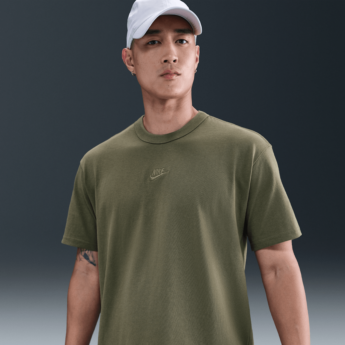 ナイキ スポーツウェア プレミアム エッセンシャル ナイキ スポーツウェア プレミアム エッセンシャル メンズ Tシャツ