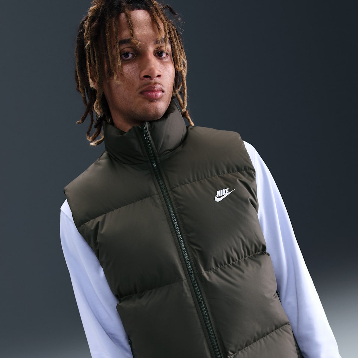 Nike Sportswear Club Men's Therma-FIT Puffer Vest