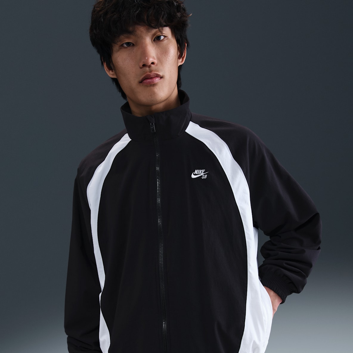 ナイキ SB フルジップ ウーブン スケートボードジャケット