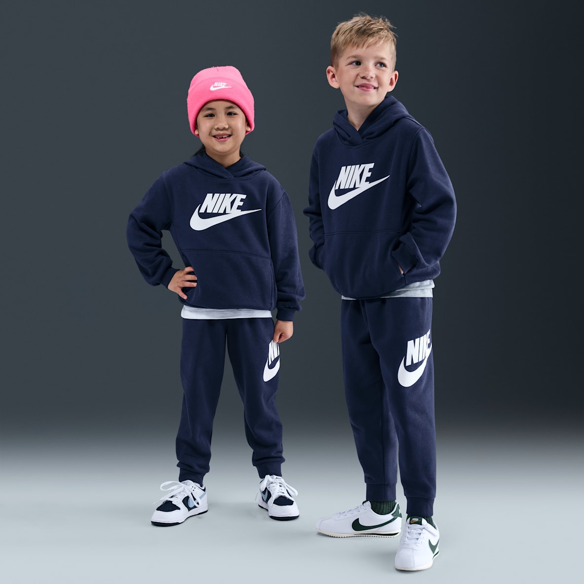 Nike Sportswear Club Fleece Conjunto de sudadera con gorro para niños talla chica