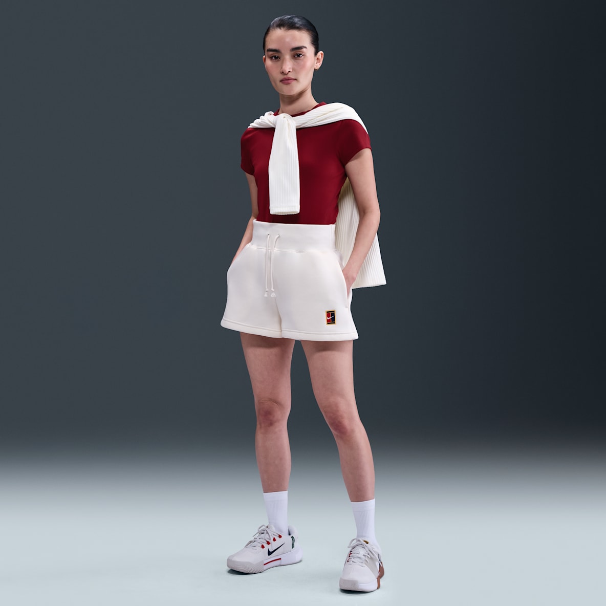 NikeCourt Phoenix Fleece Women's High-Waisted Loose Shorts