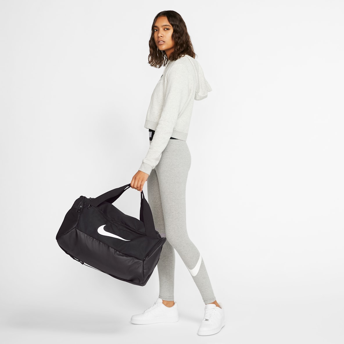 ナイキ ブラジリア ナイキ ブラジリア トレーニングダッフルバッグ (S)