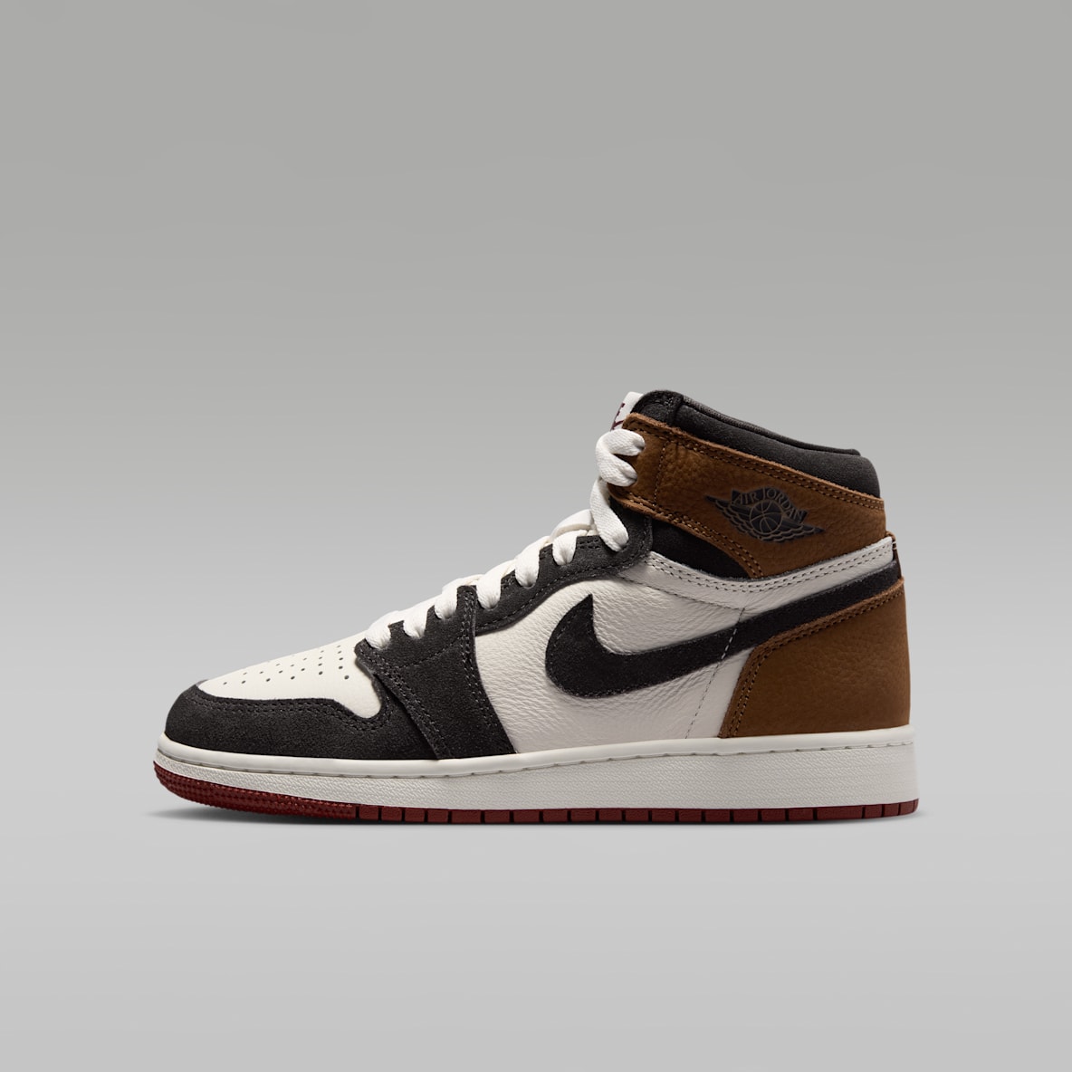 Air Jordan 1 High OG "Love of the Game" Older Kids' Shoes