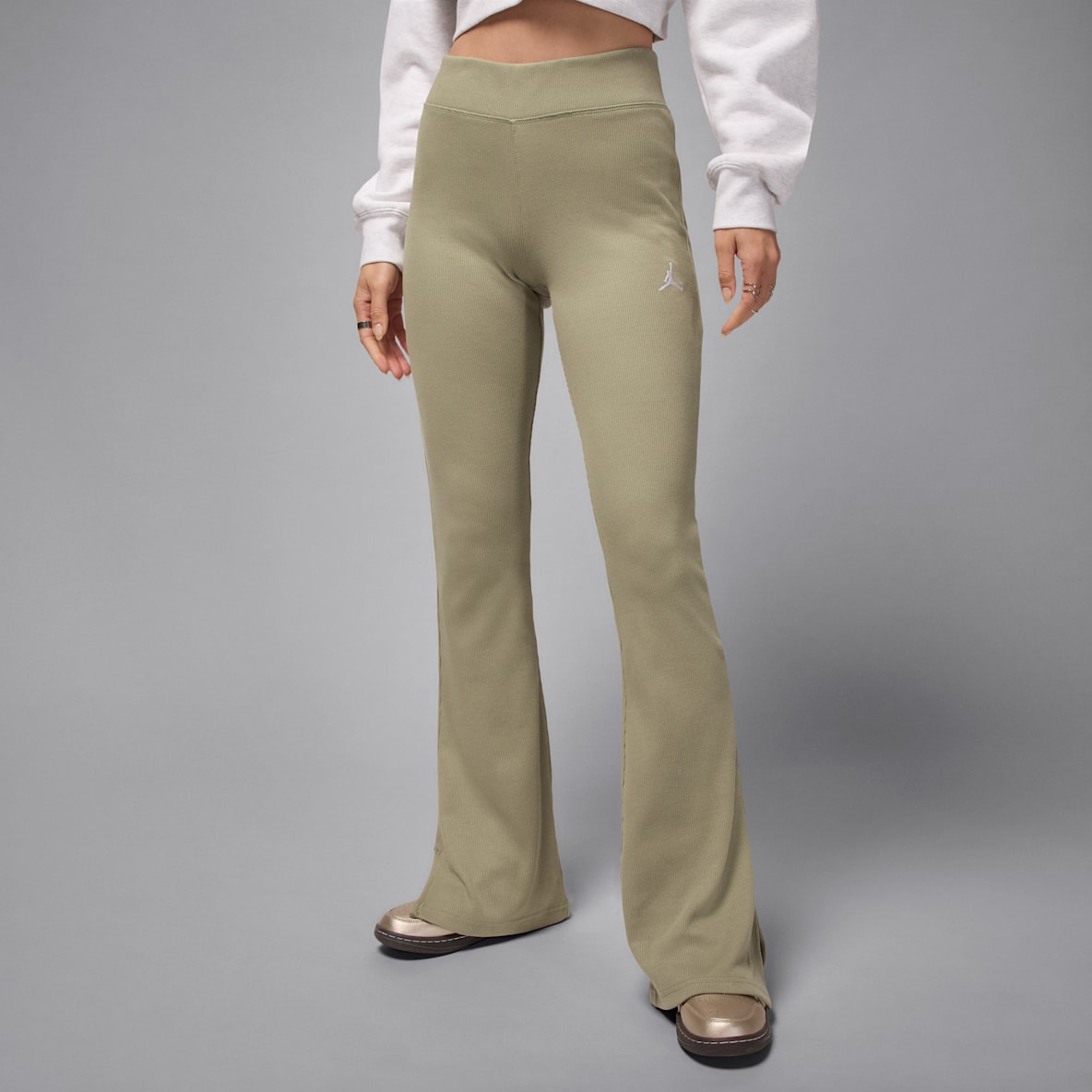 Jordan Brooklyn Essentials Jordan Brooklyn Essentials Legging évasé à taille mi-haute pour femme