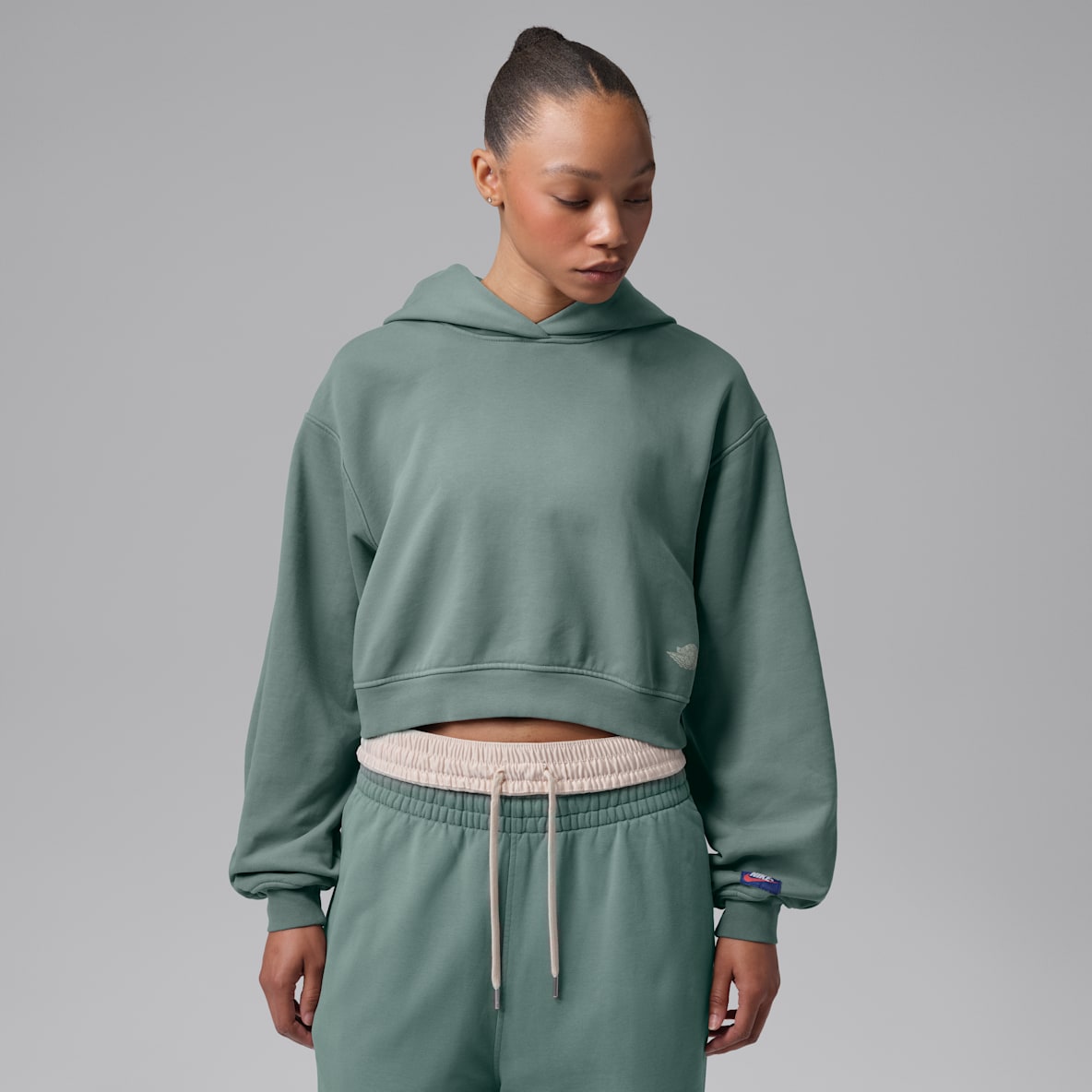 Jordan Flight Fleece Women's Mid Layer Cropped Hoodie