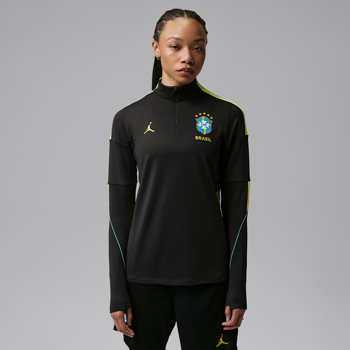 Brazil Strike Playera de entrenamiento de fútbol Jordan Dri-FIT de tejido Knit para mujer