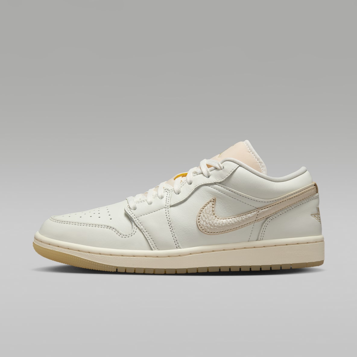 Air Jordan 1 LOW SE Air Jordan 1 LOW SE ウィメンズシューズ