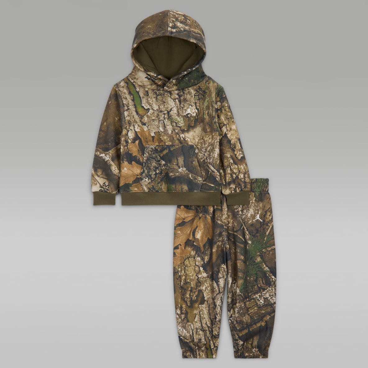 Jordan MVP Jordan MVP Conjunto de 2 piezas con sudadera con gorro Realtree para bebé (12 a 24 meses)