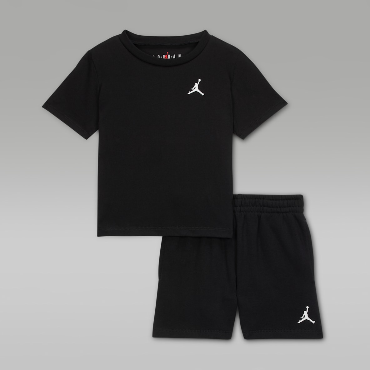 Jordan Brooklyn Essentials Jordan Brooklyn Essentials Conjunto de 2 piezas de shorts de French Terry para bebé (12 a 24 meses)