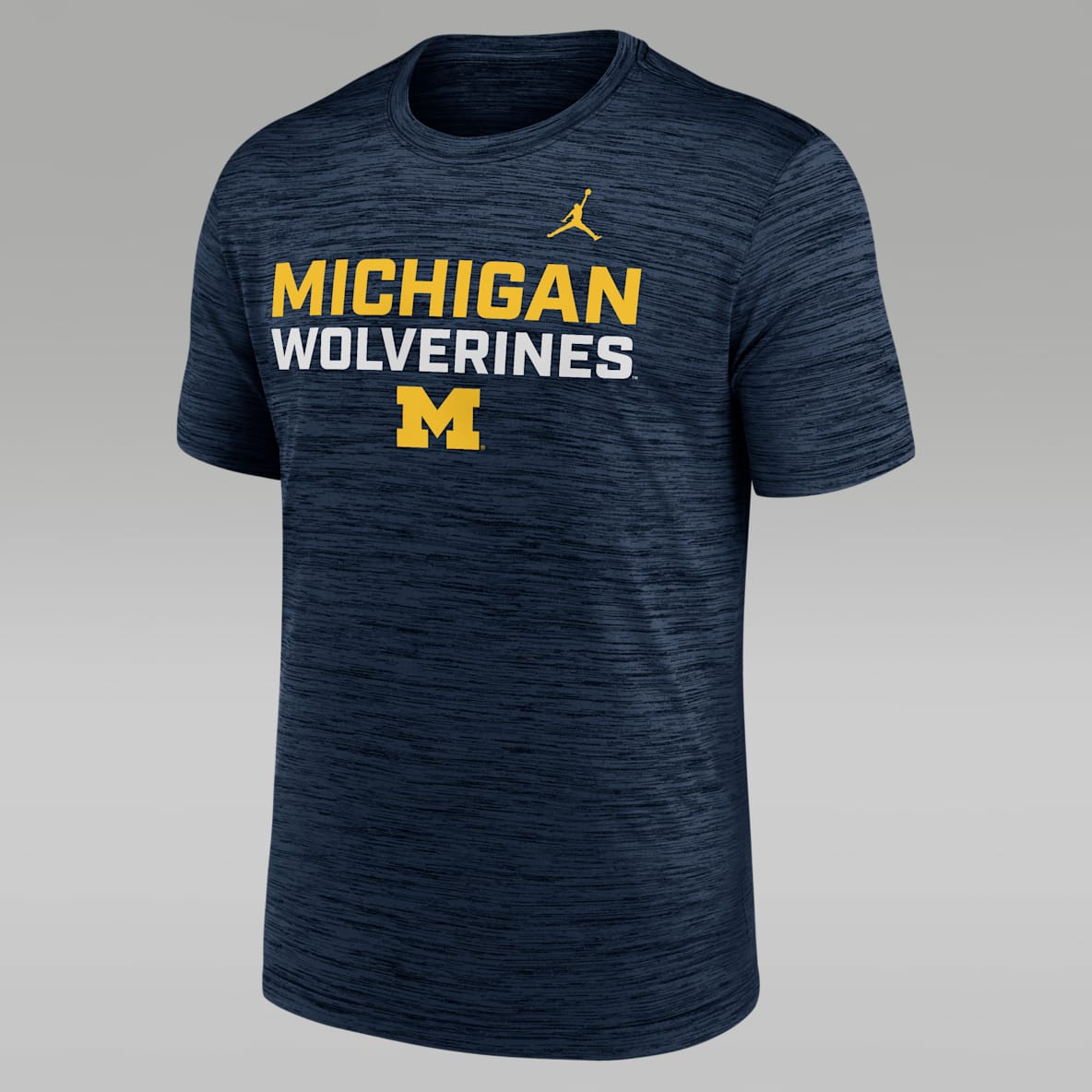 Michigan Campus Center Stack Velocity Playera universitaria Nike Dri-FIT para hombre