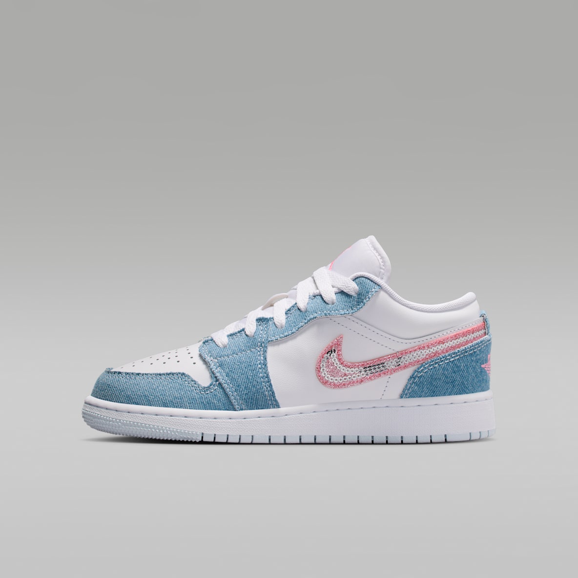 Air Jordan 1 Low SE Air Jordan 1 Low SE Older Kids' Shoes