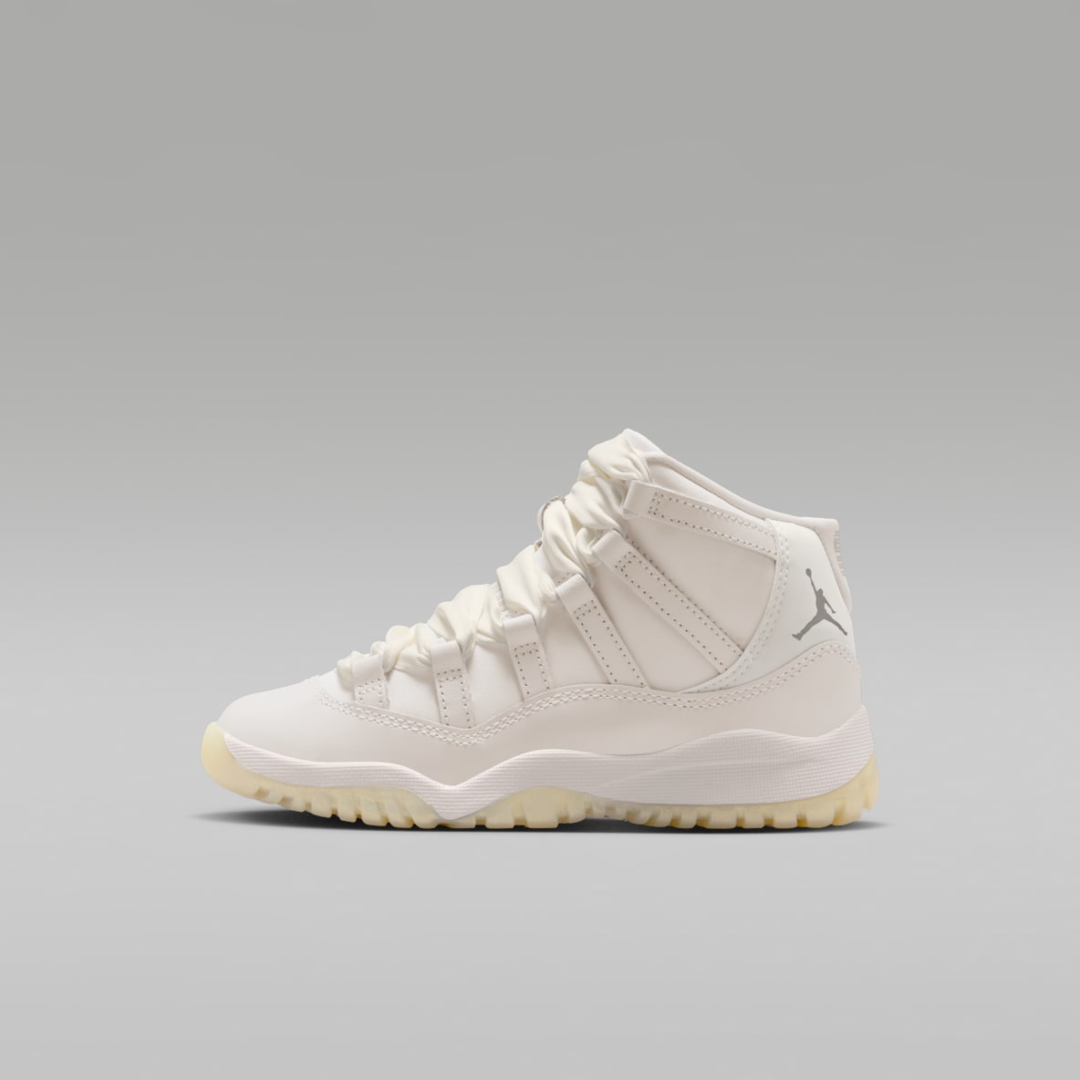 Jordan 11 Retro "Pearl" Jordan 11 Retro "Pearl" Little Kids' Shoes