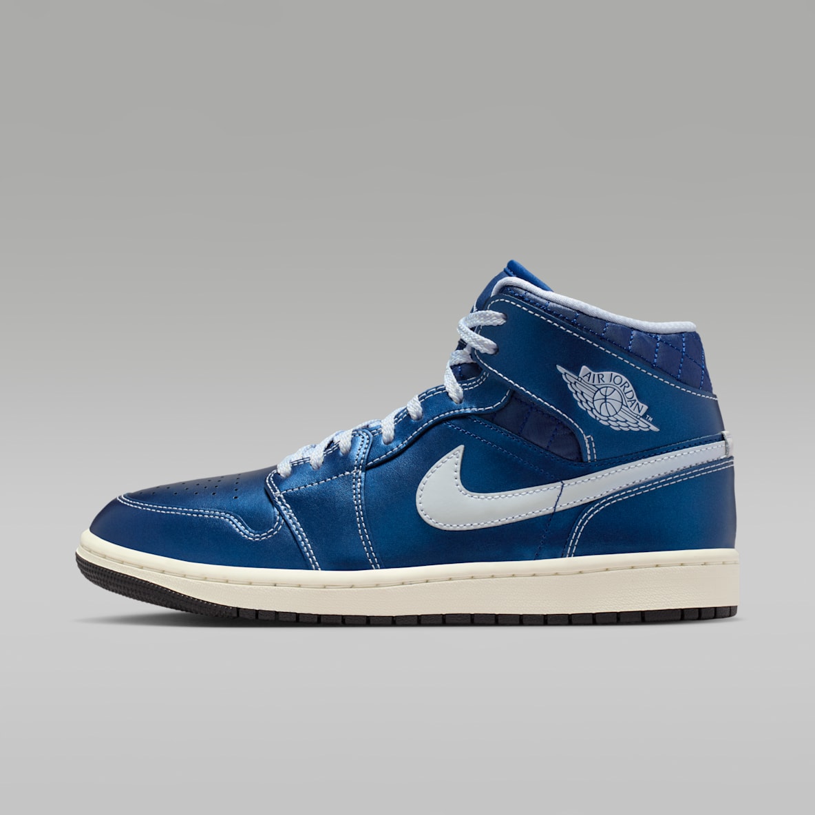 Air Jordan 1 Mid SE Air Jordan 1 Mid SE Women's Shoes