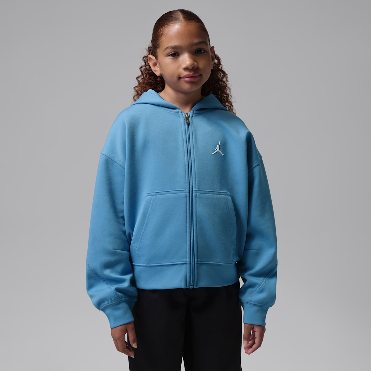 Jordan Sudadera con gorro deportiva Dri-FIT Perform de cierre completo para niños talla grande