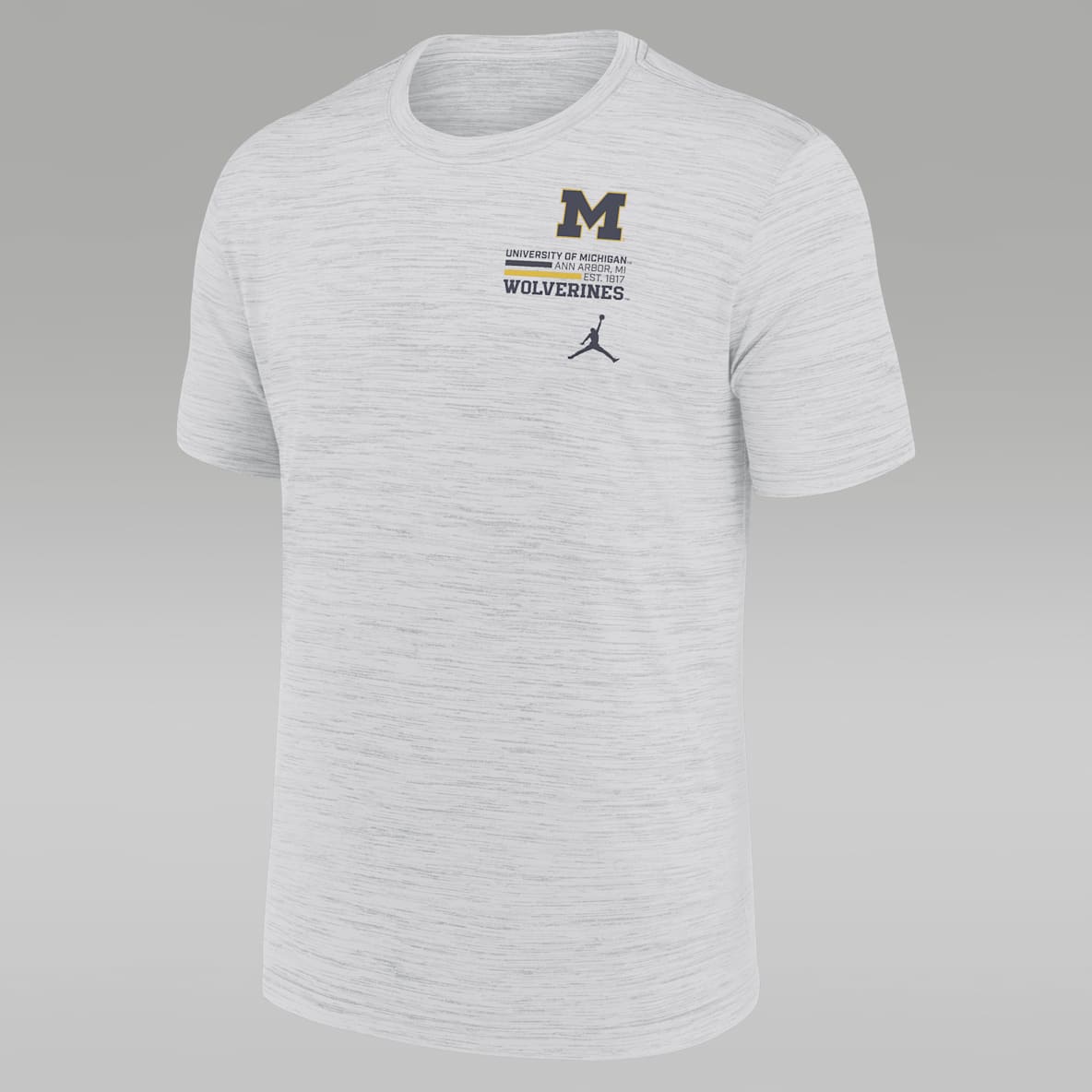 Michigan Campus Chest Stack Velocity Playera universitaria Nike Dri-FIT para hombre