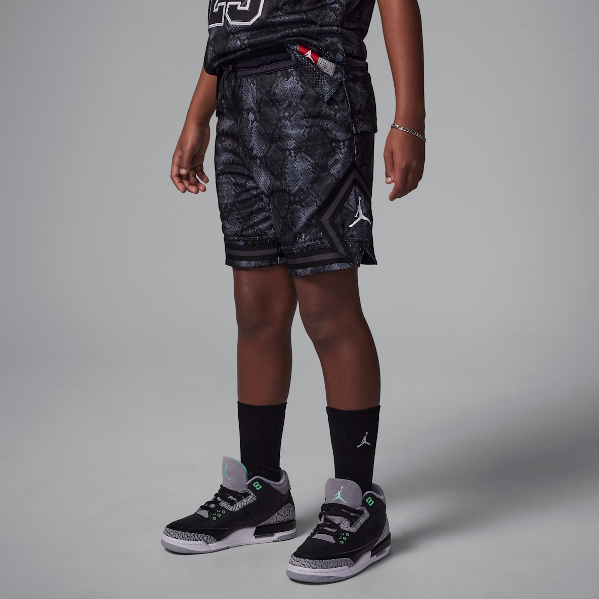 Jordan Dri-FIT Shorts deportivos Diamond estampados MJ para niños talla grande