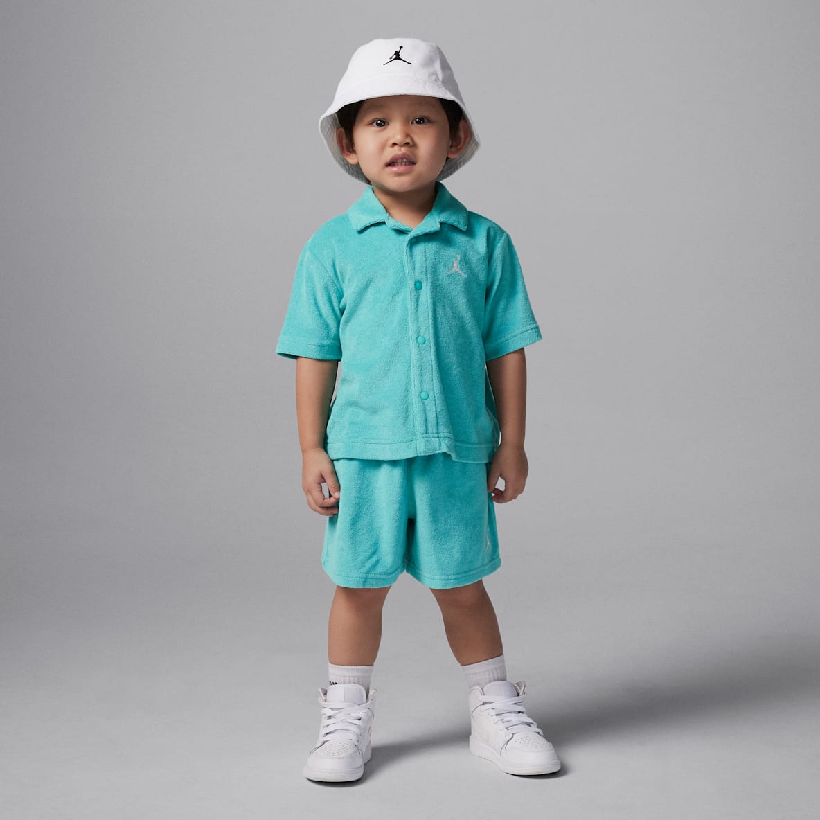 Jordan Jordan Conjunto de 2 piezas de campamento de tela de felpa para niños talla pequeña