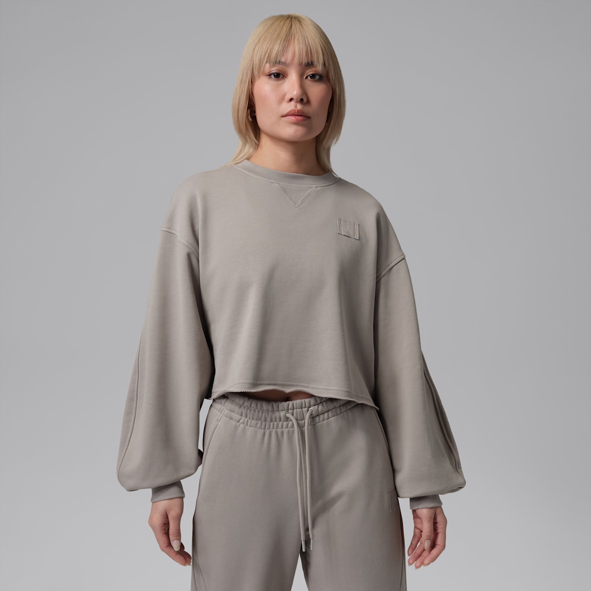 Jordan Flight Fleece Women's Mod-Crop Crew-Neck Sweatshirt