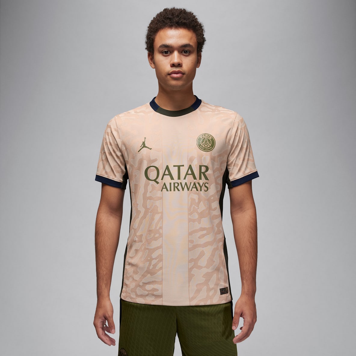 パリ サンジェルマン (PSG) 2023/24 マッチ フォース パリ サンジェルマン (PSG) 2023/24 マッチ フォース メンズ ジョーダン Dri-FIT ADV サッカー オーセンティック ユニフォーム