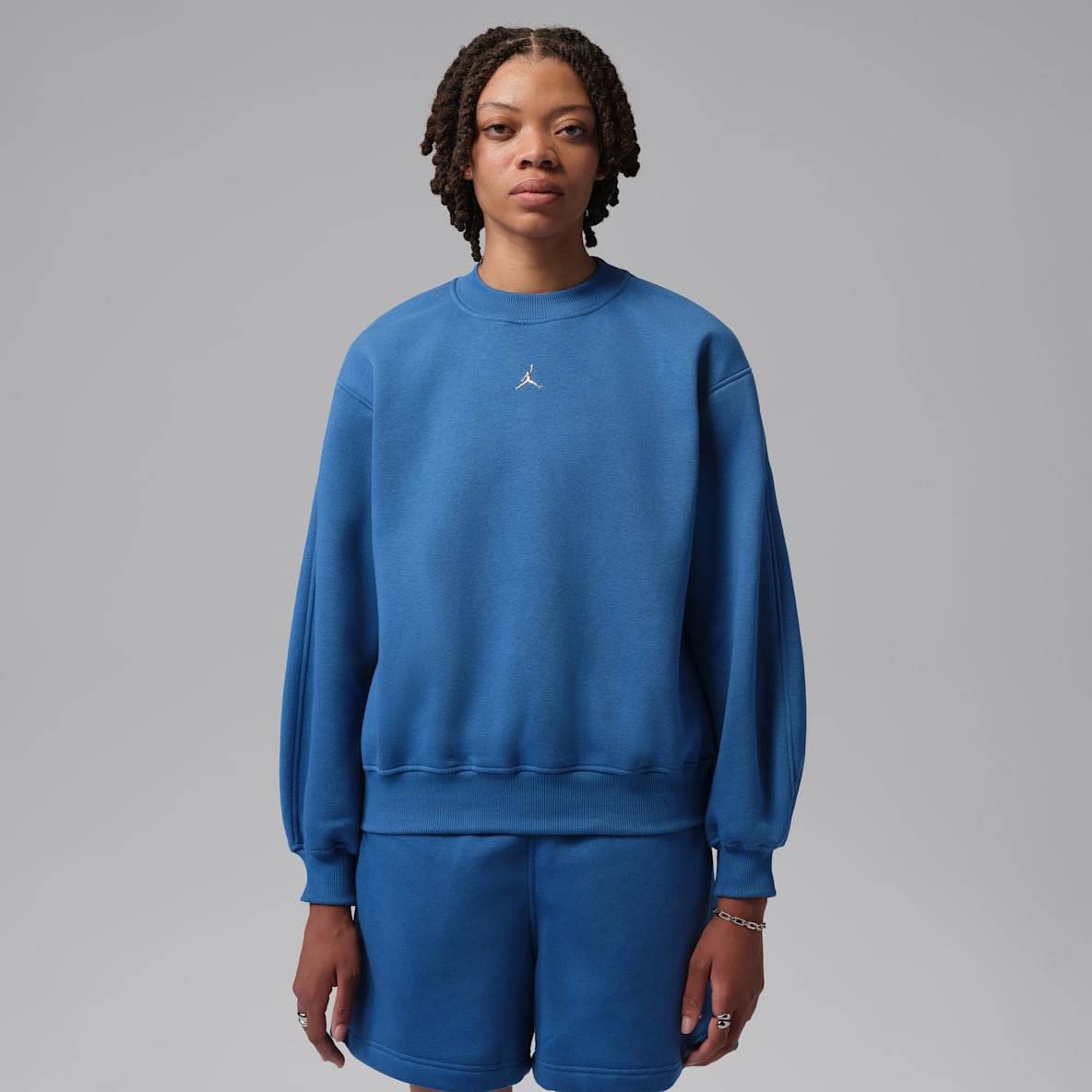 Jordan Brooklyn Sudadera de cuello redondo de tejido Fleece para mujer