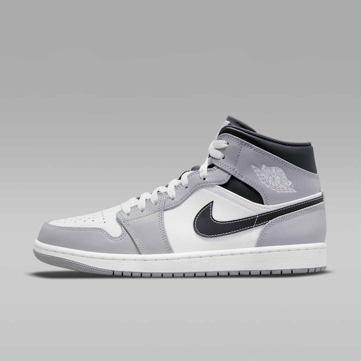 エア ジョーダン 1 MID エア ジョーダン 1 MID シューズ