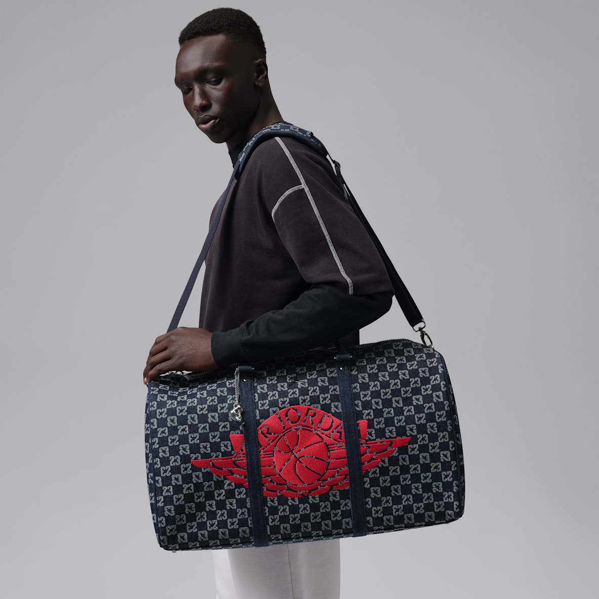 Jordan Monogram Duffel (40L)